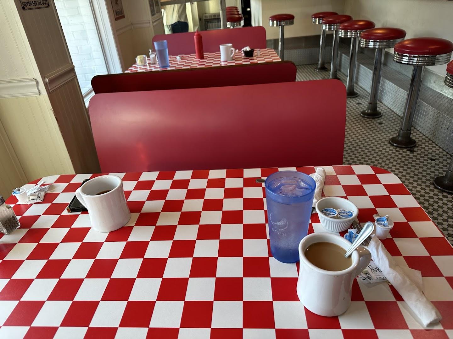 Mac's Diner